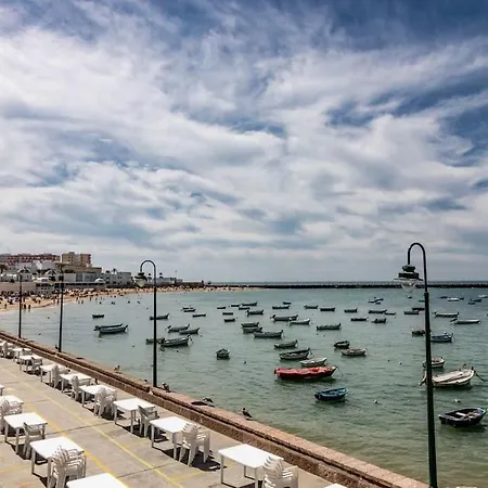 Red By Time Διαμέρισμα